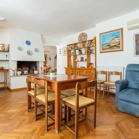Casa Di Paolo E Roberta * Санта-Тереза-Галлура